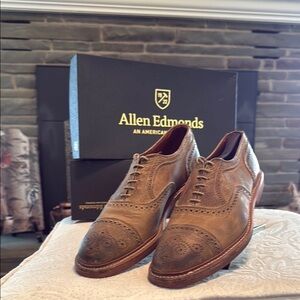 Allen Edmonds Men's Brown Oxford Shoes